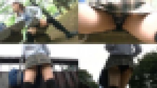 野外でパンチラ！ vol.47　サンプル画像2