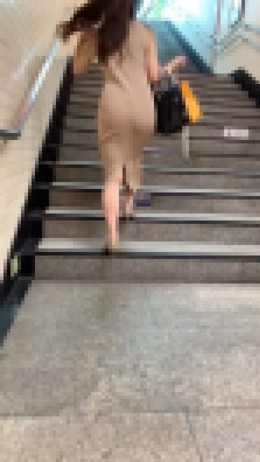 《極・上・で・す！！！》 No.1431【Part3・Tバックの宝庫！美女のワンピース着衣尻】　サンプル画像1