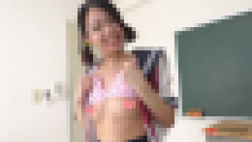 永野楓果 FHD動画 パンツが見えちゃっているのを教えてあげたら放課後、思い通りのドキドキ展開に！挑発パンチラ　サンプル画像2