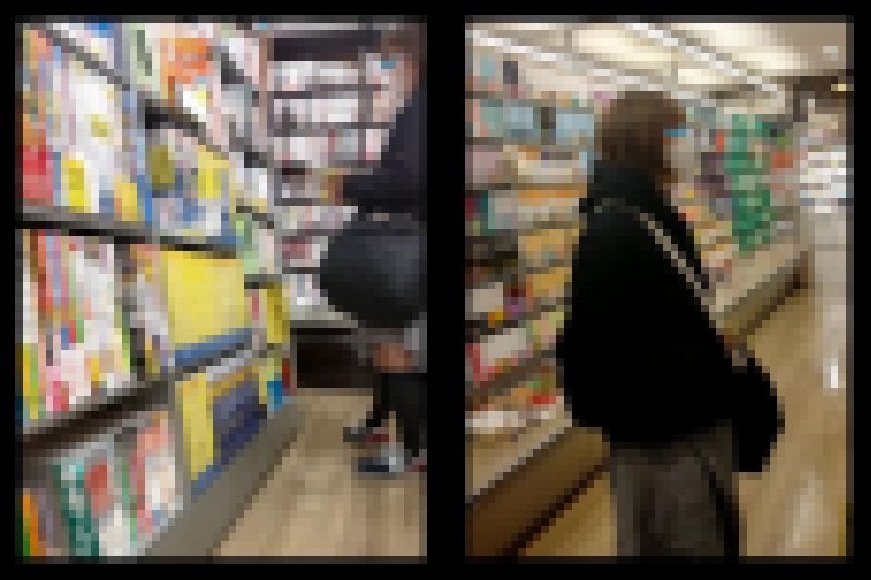 【スマホで逆さ撮り67】生活感丸出し人妻 ハイソ越しに生パンティゲット【素人撮影】 サンプル画像