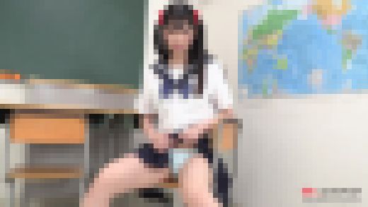 西倉まより FHD動画 表情豊か！リアクションと共に楽しめるパンツ＆おっぱい！ごめんねパンチラ　サンプル画像1