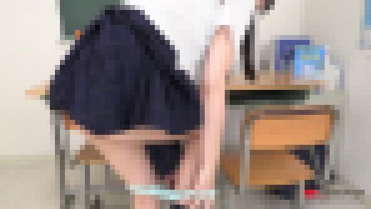 西倉まより FHD動画 表情豊か！リアクションと共に楽しめるパンツ＆おっぱい！ごめんねパンチラ　サンプル画像3