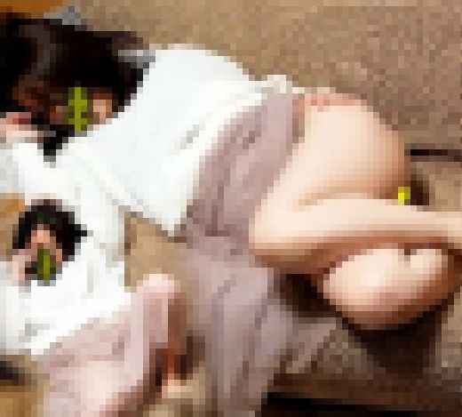 【妻のオナニー #14】甘えながら卑猥な言葉で電話をする妻のオナニー　サンプル画像1