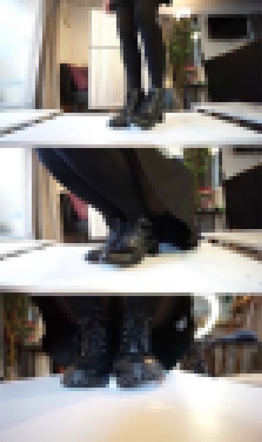 M-06)タンクソールのショートブーツで 白い何かを踏みつけ・蹴り　サンプル画像1