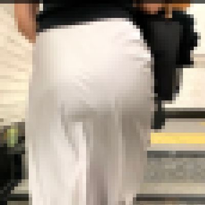 【半透け尻】半透けてるフルバックパンティーラインの威力!淫乱マダムのぷにぷにでエロいデカ尻を包み込みます。【539】 サンプル画像