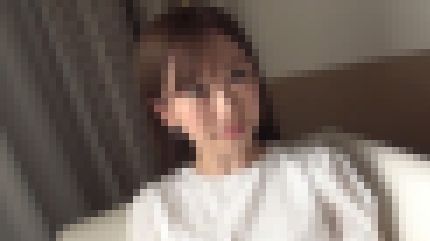 スレンダーな19歳家事手伝いが初ハメ撮りで電マを使って体を痙攣させて絶頂 サンプル画像