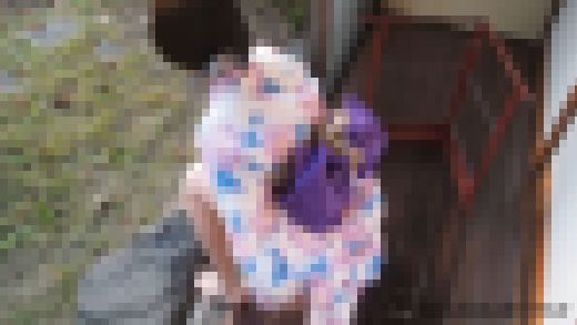 美少女やみこちゃんの放尿を愛でるだけの動画3　サンプル画像3