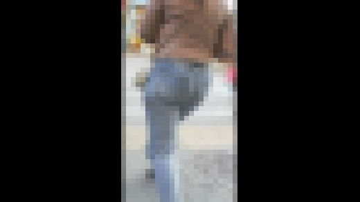 肉感がすごいジーンズ尻娘　サンプル画像3