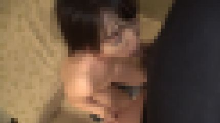 巨乳の22歳漫画家見習いが緊張の初ハメ撮りでGカップを揺らしながらマン汁を溢れさせる　サンプル画像2