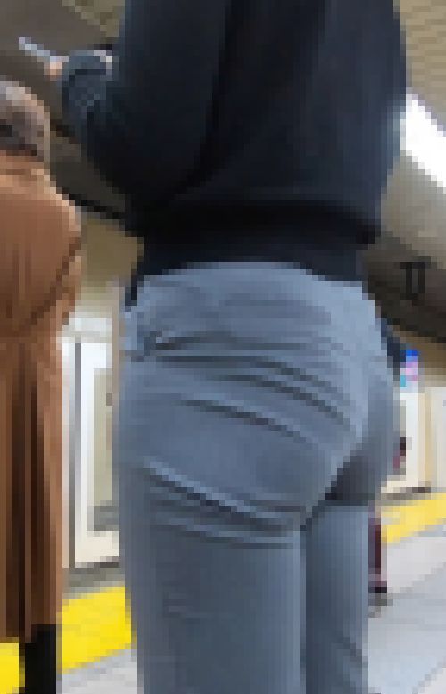 サンキューな巨尻美女　サンプル画像1