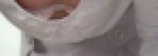 教習場の救命訓練でまさかの胸チラ　サンプル画像1