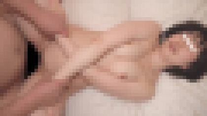 【個人撮影】美肌剛毛の40代人妻と連続ハメ。デカチンを膣奥深くぶっ刺され完堕ち【人妻あい】　サンプル画像3