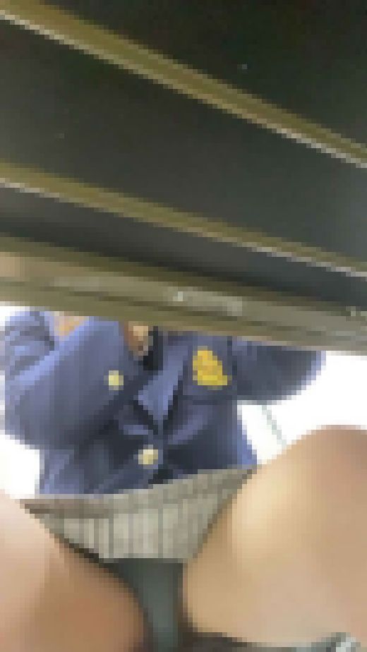 【りんちゃん②】塾に仕掛けたカメラで生徒を隠し撮り【塾で盗撮】　サンプル画像2