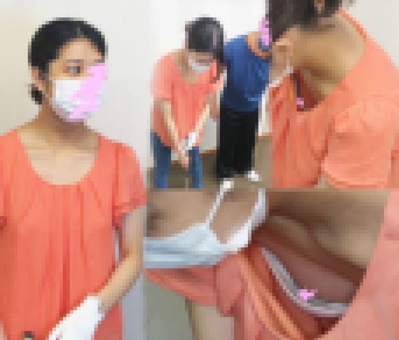 【ゴルフレッスン】胸チラ③ぷっくり乳首の美人女子 サンプル画像