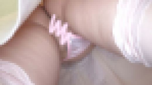 【看護師パンチラ】アイドル級のろりかわボイスナース！！三角形パンティーのラッキードスケベハプニング！！ Vol.7　サンプル画像2