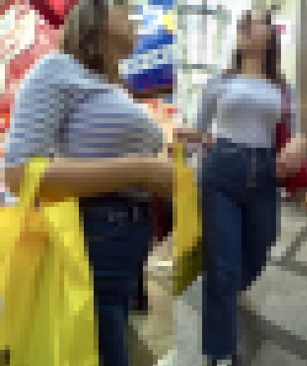 ロン爺の４Ｋピタパン女528　むちむち巨乳メガネ妻　サンプル画像1