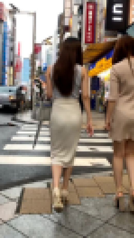 【タイトスカート】極上スタイルの白ニットのタイトスカートお姉さん　サンプル画像1