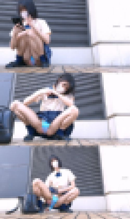 めくり見せつけ！小悪魔笑顔でひもTバック大サービス！ド変態○Kの危険なエロ遊戯！_TPC-027　サンプル画像1