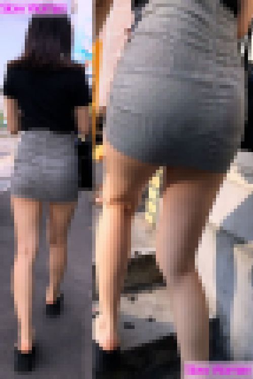 ミニスカ1☆マイクロミニで闊歩する女　サンプル画像1