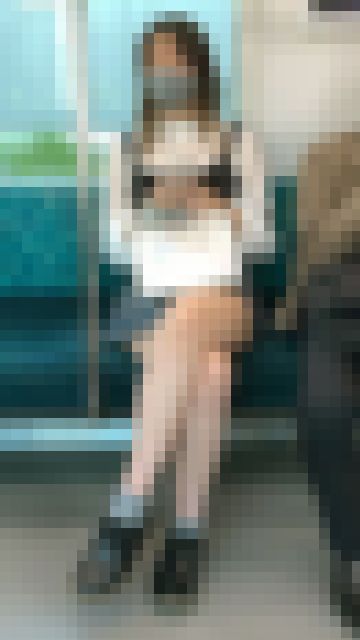 盗影を警戒して睨んできた長身モデル女子大生（後編）　サンプル画像3