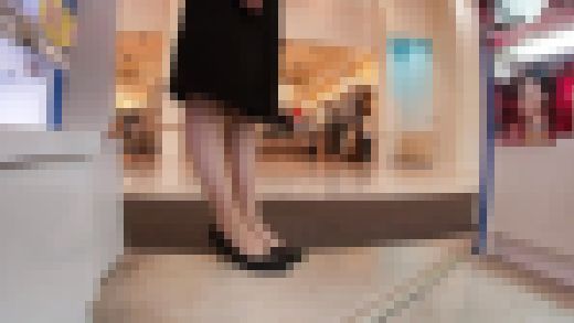 【化粧品店のお姉さん改8】美人お姉さんの水色おＰ　サンプル画像2