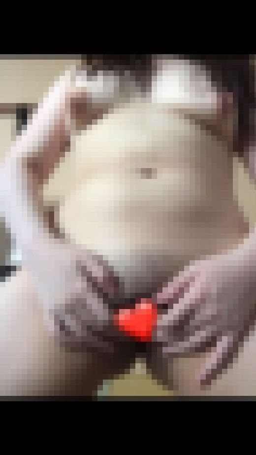 眼鏡っ子ポチャ体型のまきちゃんが全裸体操　サンプル画像2