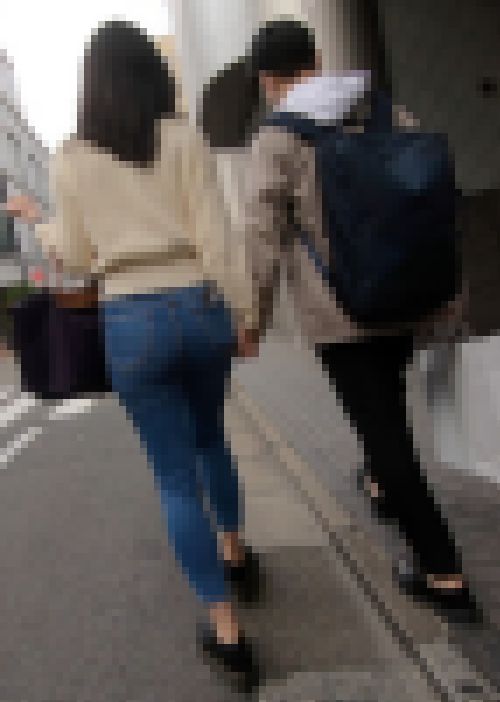 ジーンズヒップおちり　サンプル画像1