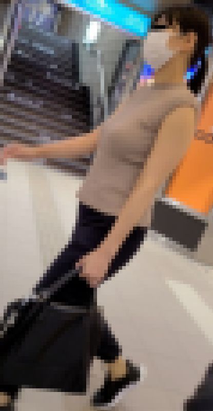 ノースリーブな乳揺れ巨乳OL230 サンプル画像