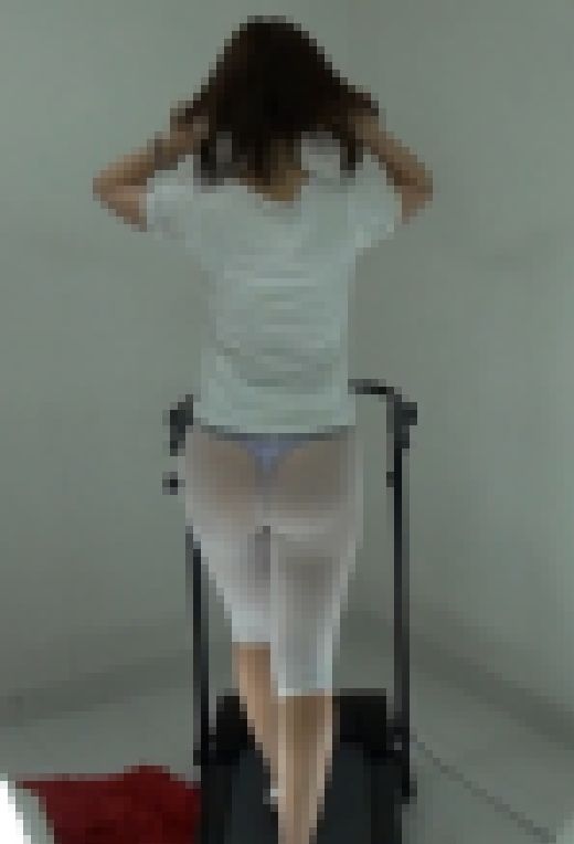 Mさんパート2　パンティーライン　透け　尻　サンプル画像1