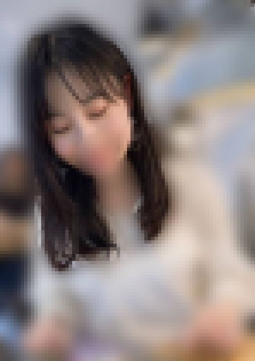 【４Ｋ足裏】【腐った雑巾臭】超絶美女によるラメパンプス１０時間素足履きに嘔吐しかけた夜②　サンプル画像3