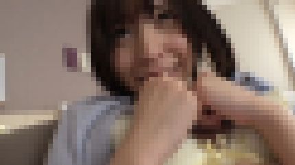 経験少ない22歳女子大生が緊張の初ハメ撮りでパイパンのアソコを突かれて何度も絶頂 サンプル画像