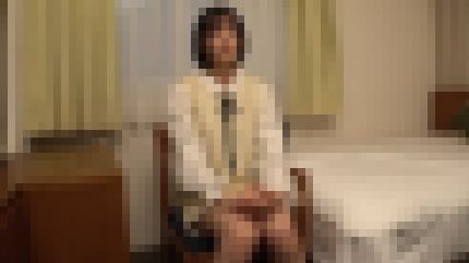 スレンダー美巨乳の19歳専門学校生が初ハメ撮りで清楚な顔を歪めて巨根の快感に喘ぎまくる サンプル画像1