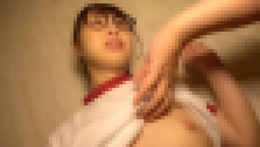 妹系メガネっ娘に体操着コスプレを着てもらって興奮したので中出しをしました　サンプル画像1