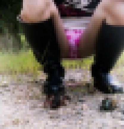 まや女王様が害虫を駆除のため踏み潰すぞ! サンプル画像