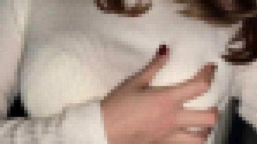 2倍の金額で買い取るから目の前でパンツに染みを付けて #010 [AONA-002-03]　サンプル画像1