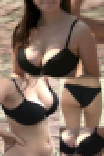 【フルHD】ビーチの爆乳・巨乳さん！見えそう！　サンプル画像3