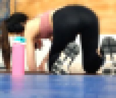 【フルHD】ジムの透けＴバックの肉尻２　サンプル画像1