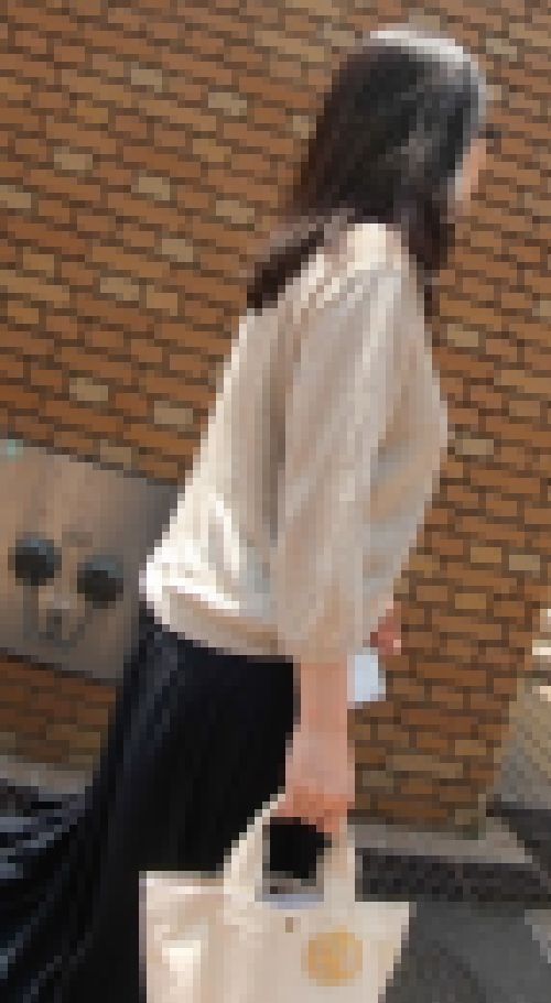 夜は激しく乱れそうな巨パイ眼鏡美女　サンプル画像2