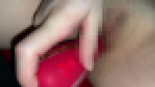2倍の金額で買い取るから目の前でパンツに染みを付けて #011 [AONA-002-04]　サンプル画像2