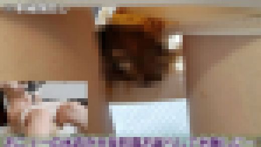 実録素人水着モデル下痢糞漏らし～大量脱糞しちゃったので罰ゲーム！おならもうんこも爆音大放出！　サンプル画像2