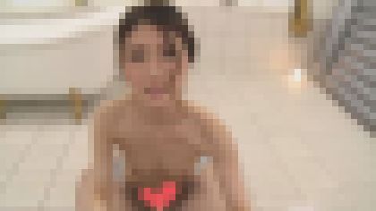 つるぺたパイパンぬるぬる高級ソープ①　サンプル画像1