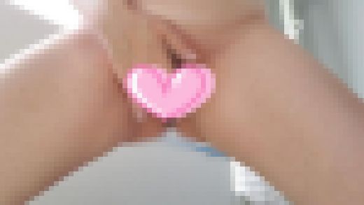 ❤愛華の個人撮影❤全裸でベランダでオマンコ濡れ濡れでオナニーする変態人妻　サンプル画像3