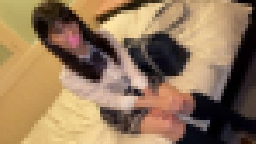 地味な制服18歳のP活処女!!初本番で２連続中出し流出映像　サンプル画像1