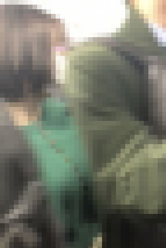 狙ってたのとズレたが結果オーライだった【痴漢】 サンプル画像
