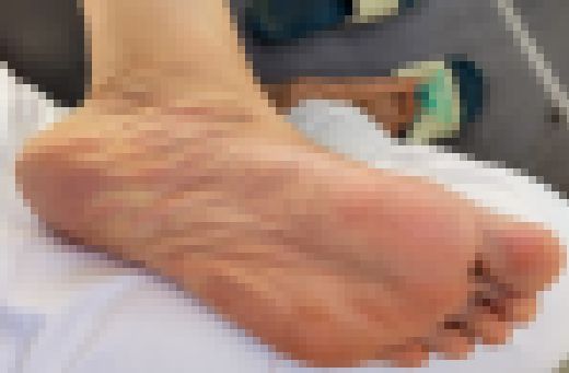 【自撮り作品】高身長OL 32歳 26.5cm - 心愛 -　サンプル画像2