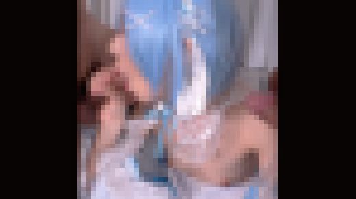 リ○ロ・レム純情可憐クリスタルドレス143cm美少女レイヤー19歳乱交セックス連続生中出し　サンプル画像2