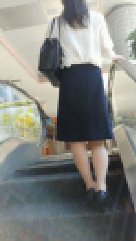魅力的な美人お姉さん　サンプル画像2