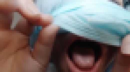 【例のコスプレ】美マンコに根元まで挿入されちゃう女の子　サンプル画像3