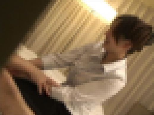 出張マッサージで来た人妻は何年もSEXレスなおばさん！File.1 サンプル画像