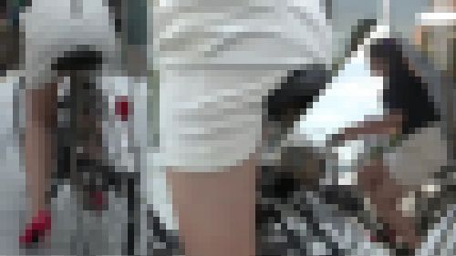 【再販】赤ハイヒールの桃尻女の自転車漕ぎ サンプル画像